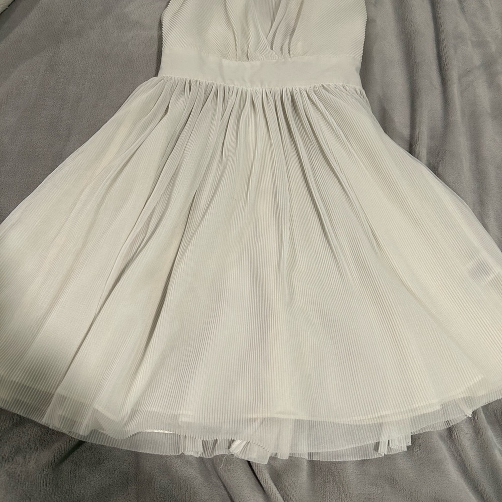 Elegant Cream Pleated Dress